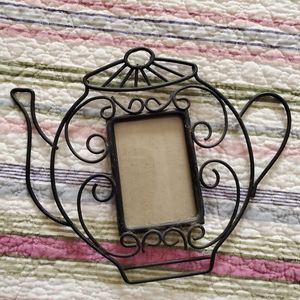 Tea pot picture frame